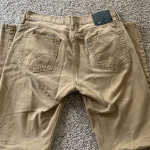 Mens Levi’s 514s- khakis - good condition